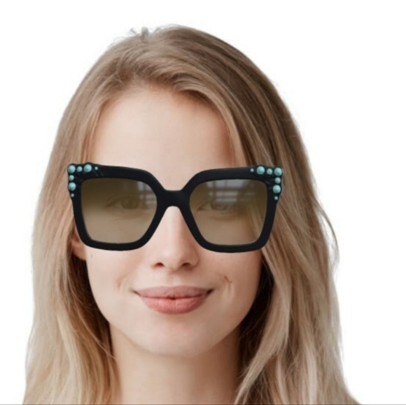 NWT Fendi Sunglasses - Picture 11 of 11